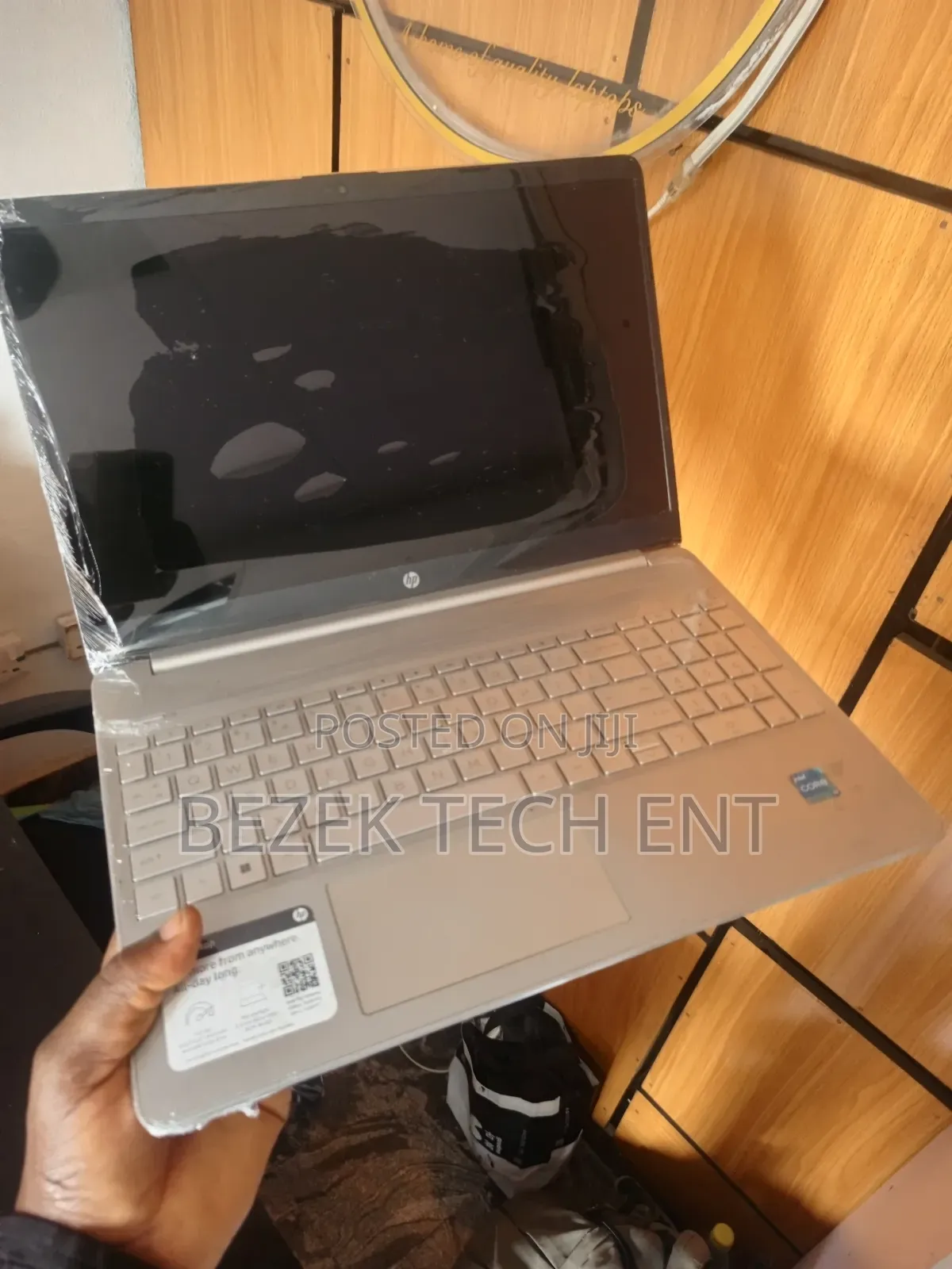 New Laptop HP 14S 8GB Intel Core I3 SSD 256GB