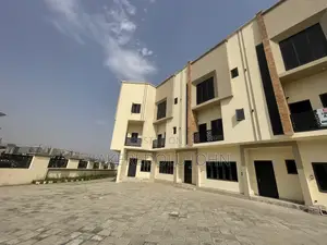4bdrm Townhouse/Terrace in Jahi for sale