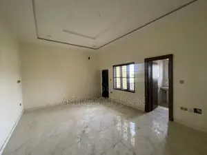 4bdrm Townhouse / Terrace in Jahi for rent