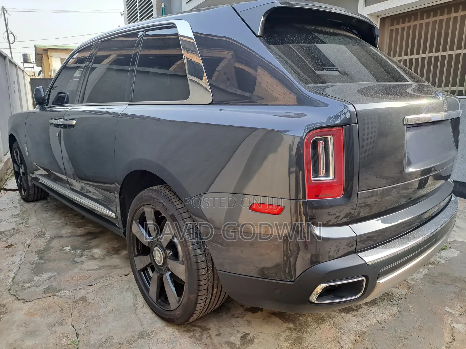 Rolls-Royce Cullinan Base 2020 Gray