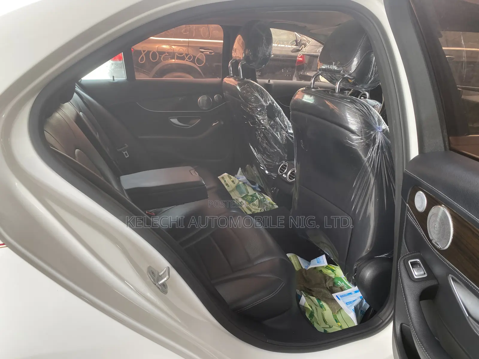 Mercedes-Benz C300 Base AWD 4Matic Sedan (2.0L 4cyl 7A) 2015 White