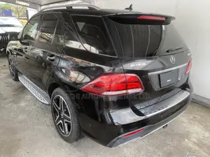 Mercedes-Benz GLE43 2018 Black