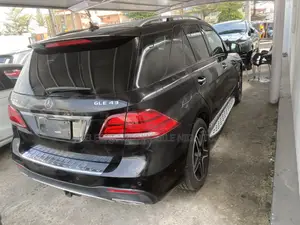 Mercedes-Benz GLE43 2018 Black