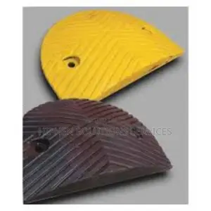 High Visibility Rubber Speed Bump End Cap