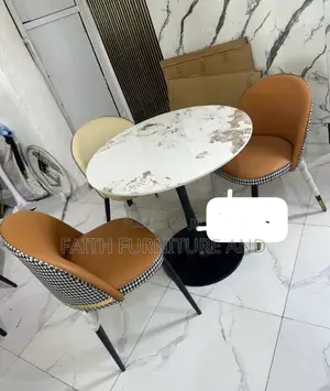 Super Standard Dining Set 3 Seaters