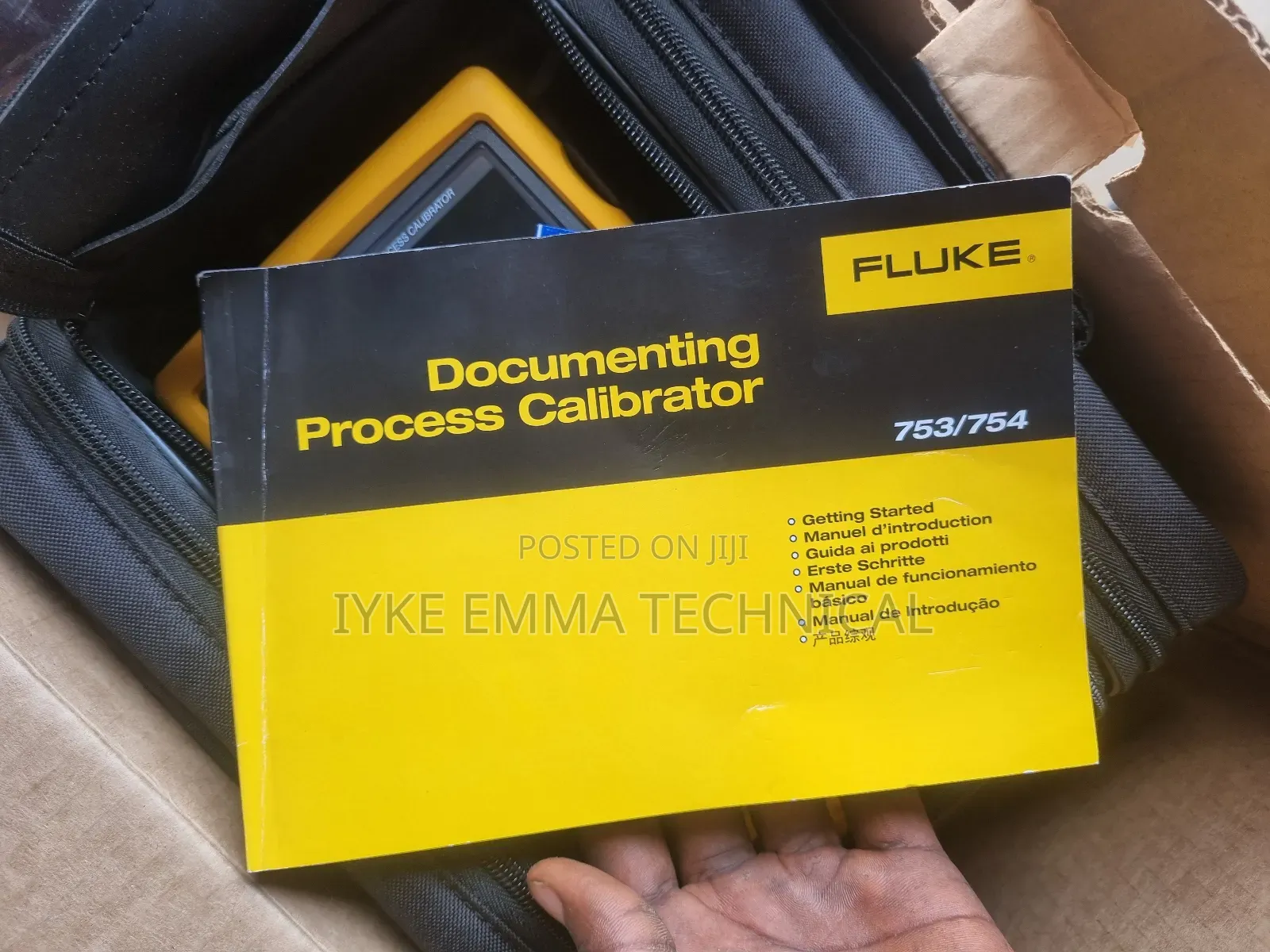 Fluke 753 / 754 Documenting Process Calibrator-