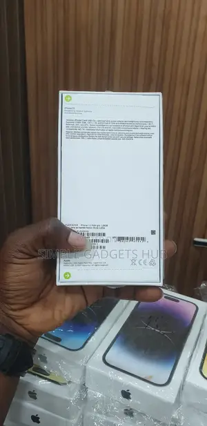 New Apple iPhone 13 128 GB Black