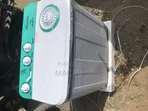 Hisense Twin Tube 7.5kva Washing Machine.