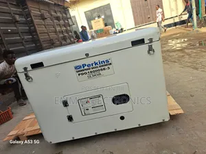 《》We Deal on Perkins Three Phase Diesel Soundproof Gen 12.