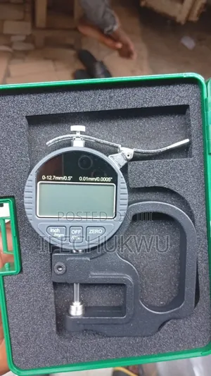 Digital Thickness Guage