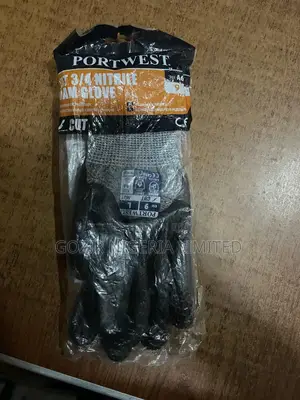 Portwest 3/4 Nitrile Foam Glove