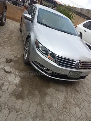 Volkswagen Passat 2014 Silver
