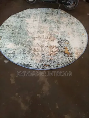 Round Center Rug