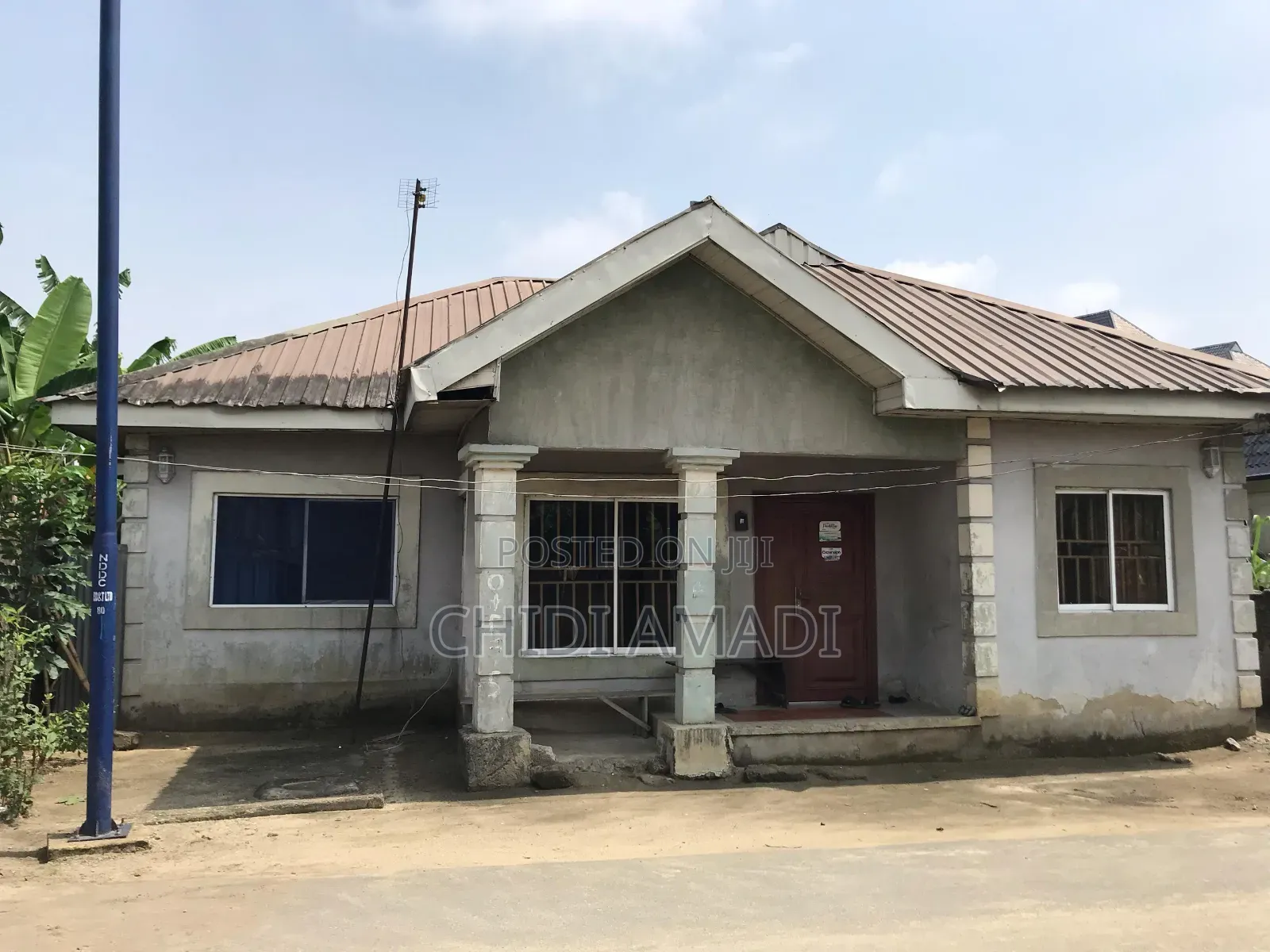 3bdrm Bungalow in Eneka for sale