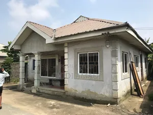 3bdrm Bungalow in Eneka for sale