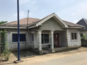 3bdrm Bungalow in Eneka for sale