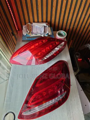 C300 2017 Set of Back Lights