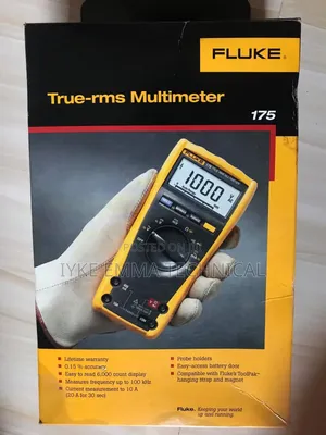 Fluke 175 True-RMS Digital
Multimeter