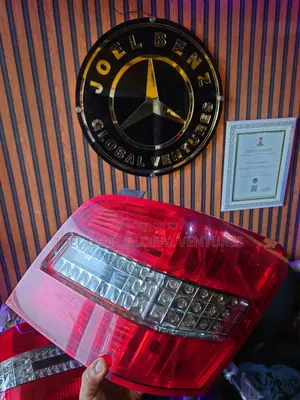 Glk350 2012 Led Right Side Back Lights Dubai Used