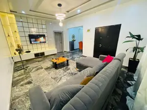 Feel at Home With Tee Apartment 4 Bedroom Apartment