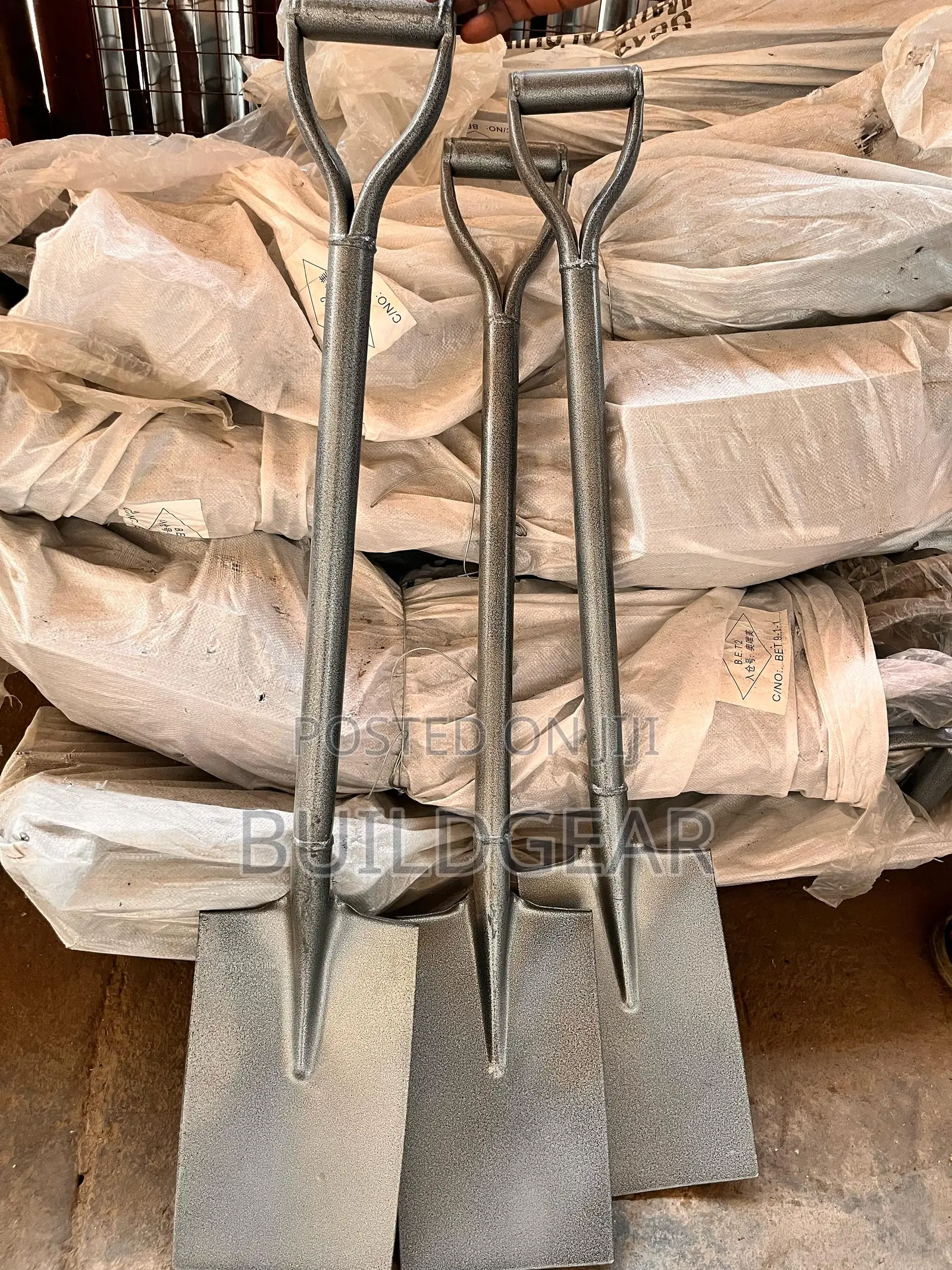 Shovels in Abuja