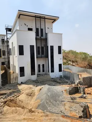 5bdrm House in Guzape District for sale