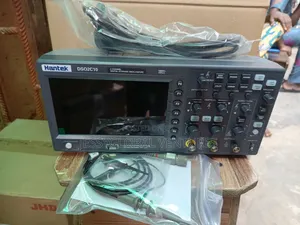 Digital Oscilloscope (Student Type)