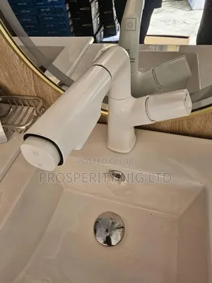 Adjustable Water Mixer Tap
