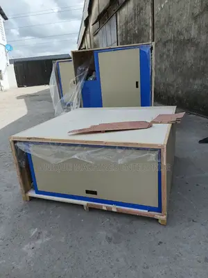 Pet Bottle Blowing Machine Plastic Bottle Blowing Machine