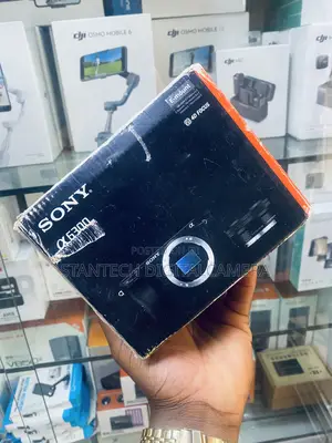 Sony A6300 With 16-50mm Lens