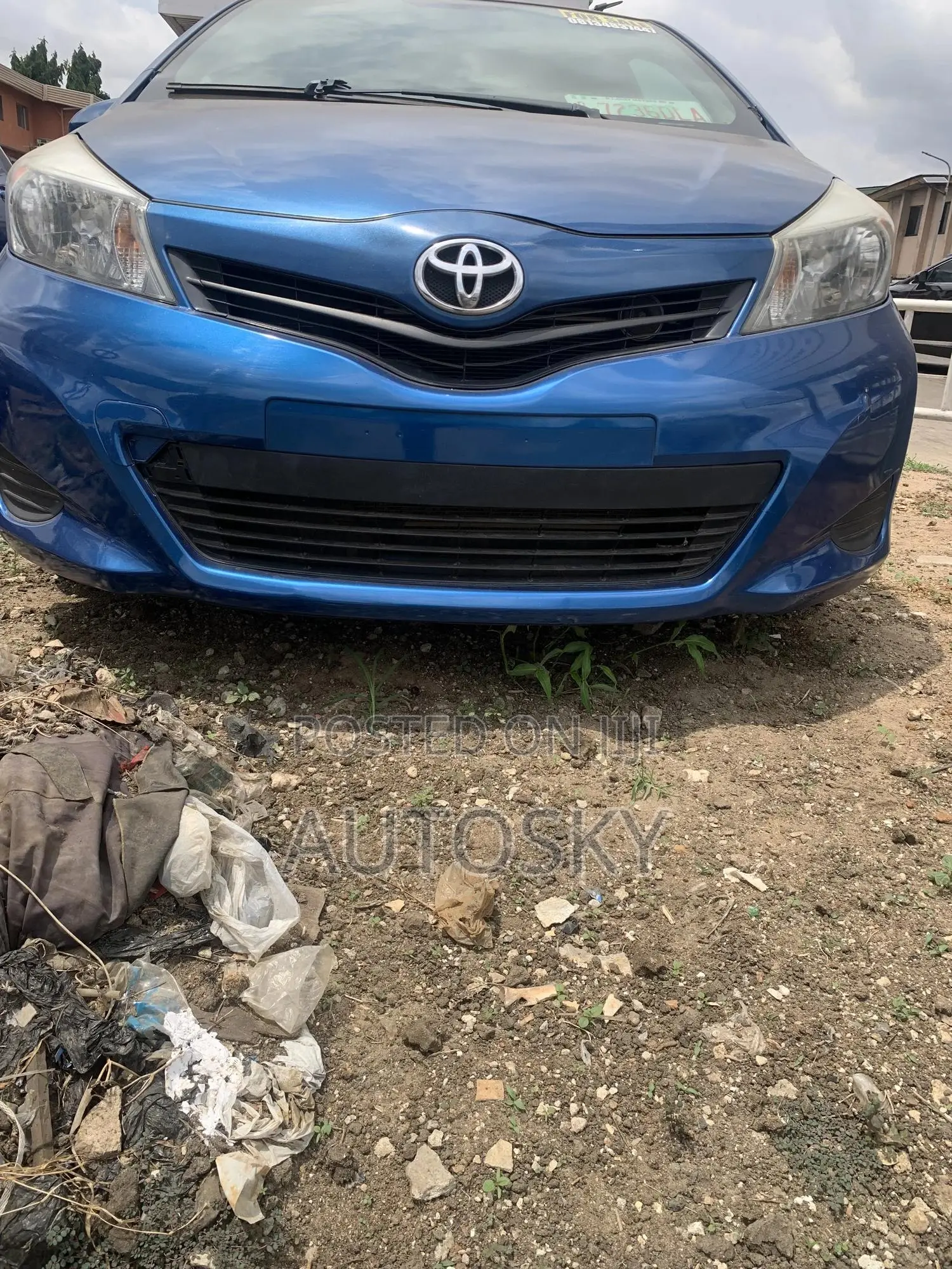 Toyota Yaris 2012 Blue