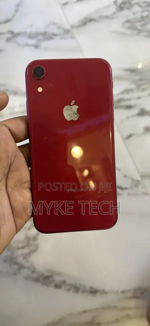 Apple iPhone XR 64 GB Red