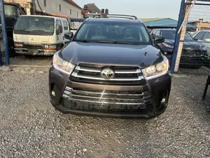 Toyota Highlander 2015 Gray