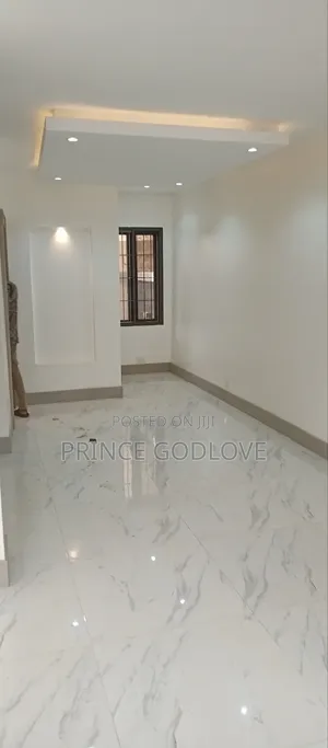 3bdrm Townhouse / Terrace in Cpc Estate, Dawaki for rent