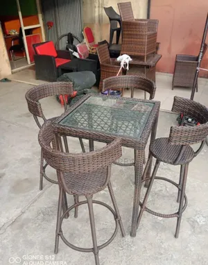 Quality Set of High Rattan Table and 4 Rattan Bar Stool