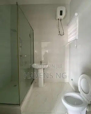 Well-Furnished 5-Bedroom Fully Detached Duplex With Bq