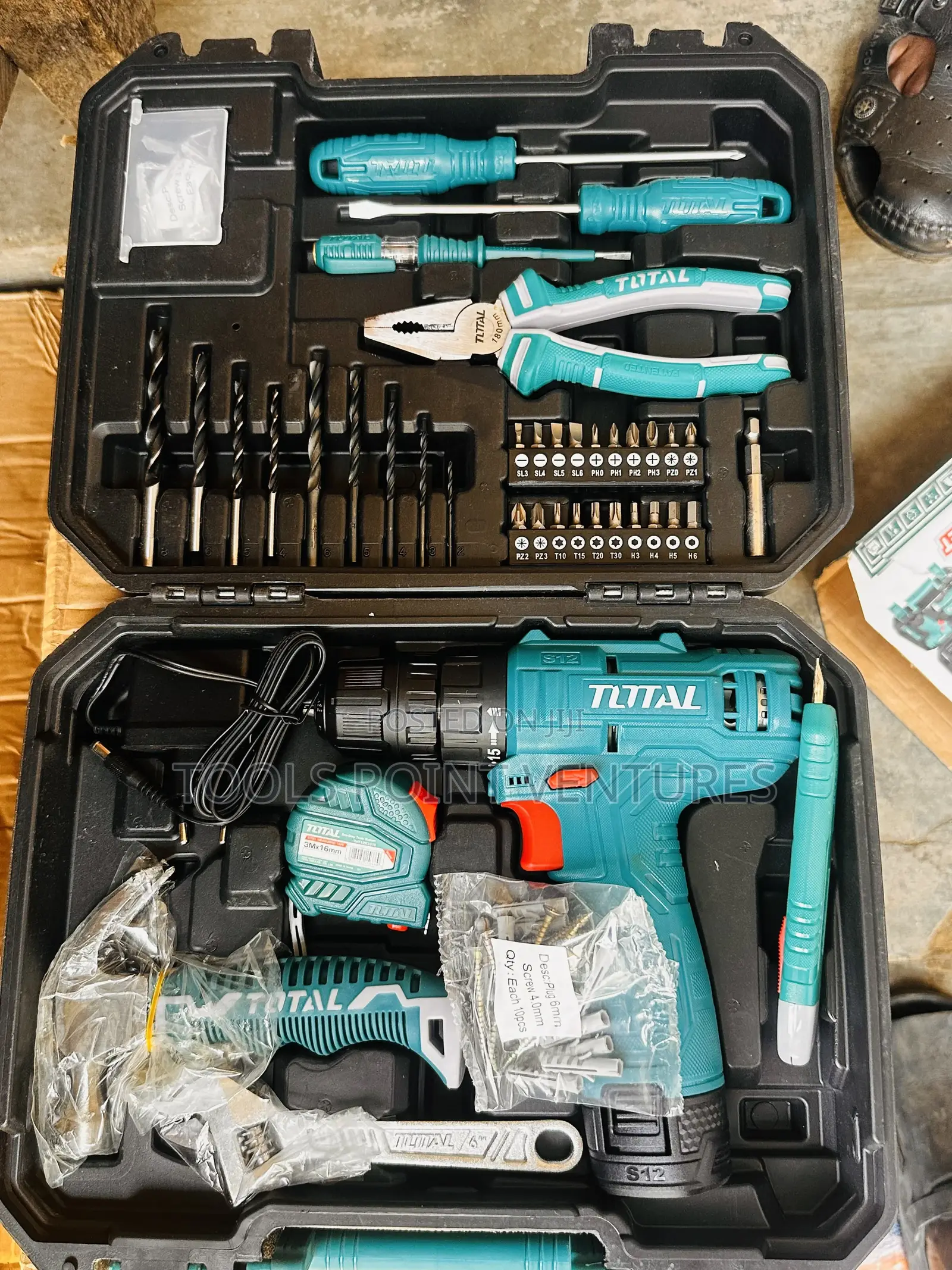 81pcs Tools Set With Cordless Drill