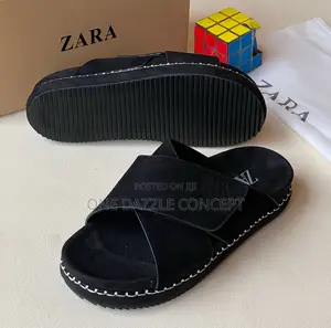 Zara Crossing Plaster