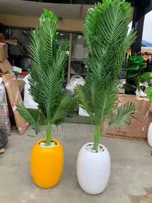New Foreign-Inspired Flower Vase