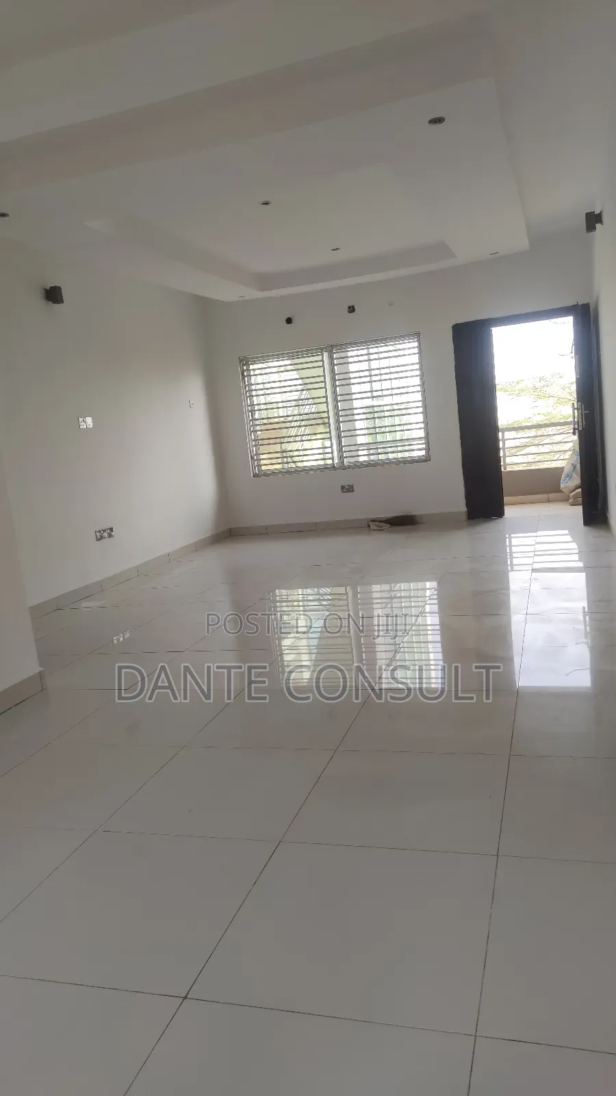 3bdrm Block of Flats in Lokogoma for sale