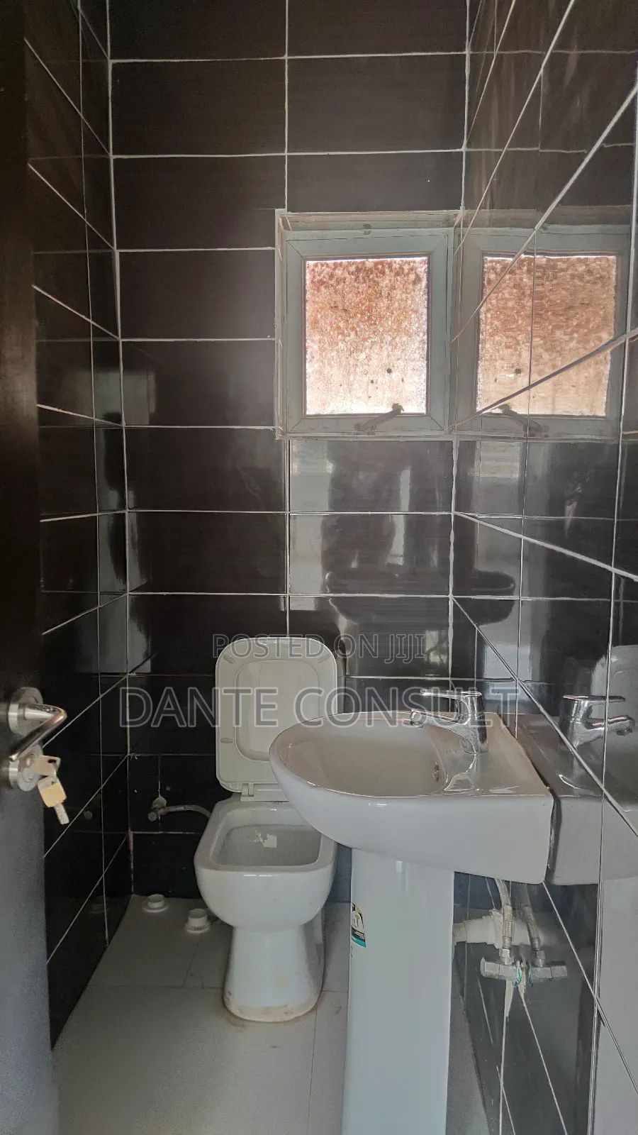 3bdrm Block of Flats in Lokogoma for sale