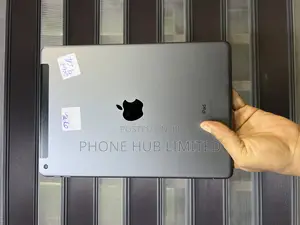 Photo - Apple iPad 10.2 (2021) 64 GB Gray