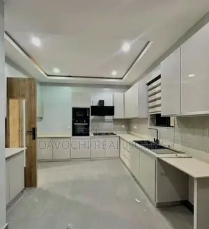 3bdrm Apartment in Lekki Phase1 for rent