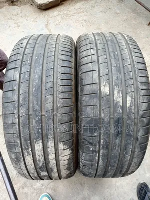 285/40/23 Pirelli Pzero Tire
