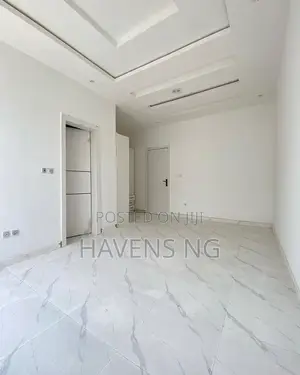3bdrm Duplex in Ikota for sale