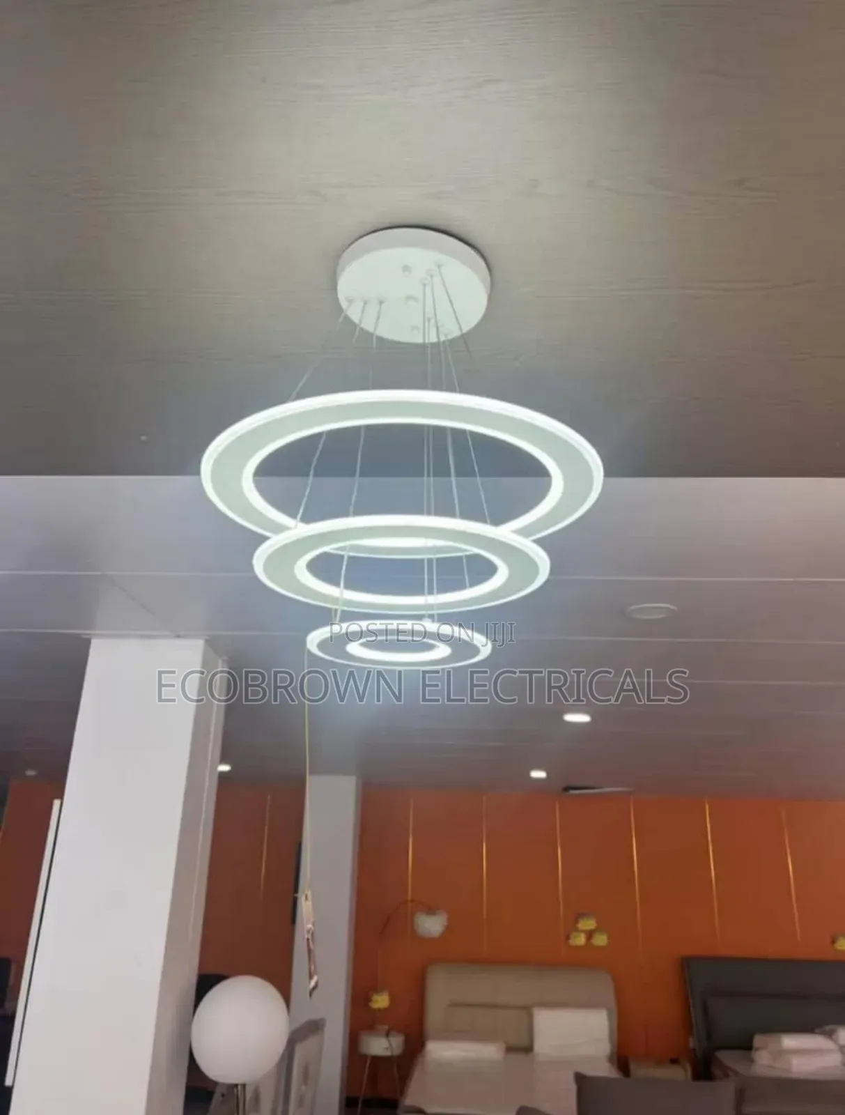 Simple Beautiful Chandelier Light