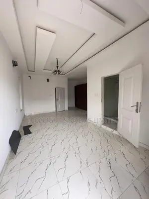 3bdrm Duplex in Chevron for sale