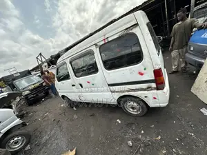 Suzuki Every 2006 White