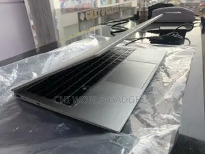 Laptop HP EliteBook 1040 G8 16GB Intel Core I7 SSD 512GB