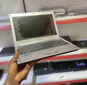 Laptop Samsung Q330 4GB Intel Core I3 HDD 250GB